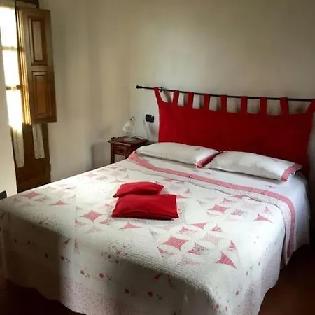 Chalé Mai Dormito In Un Metato? Corfino